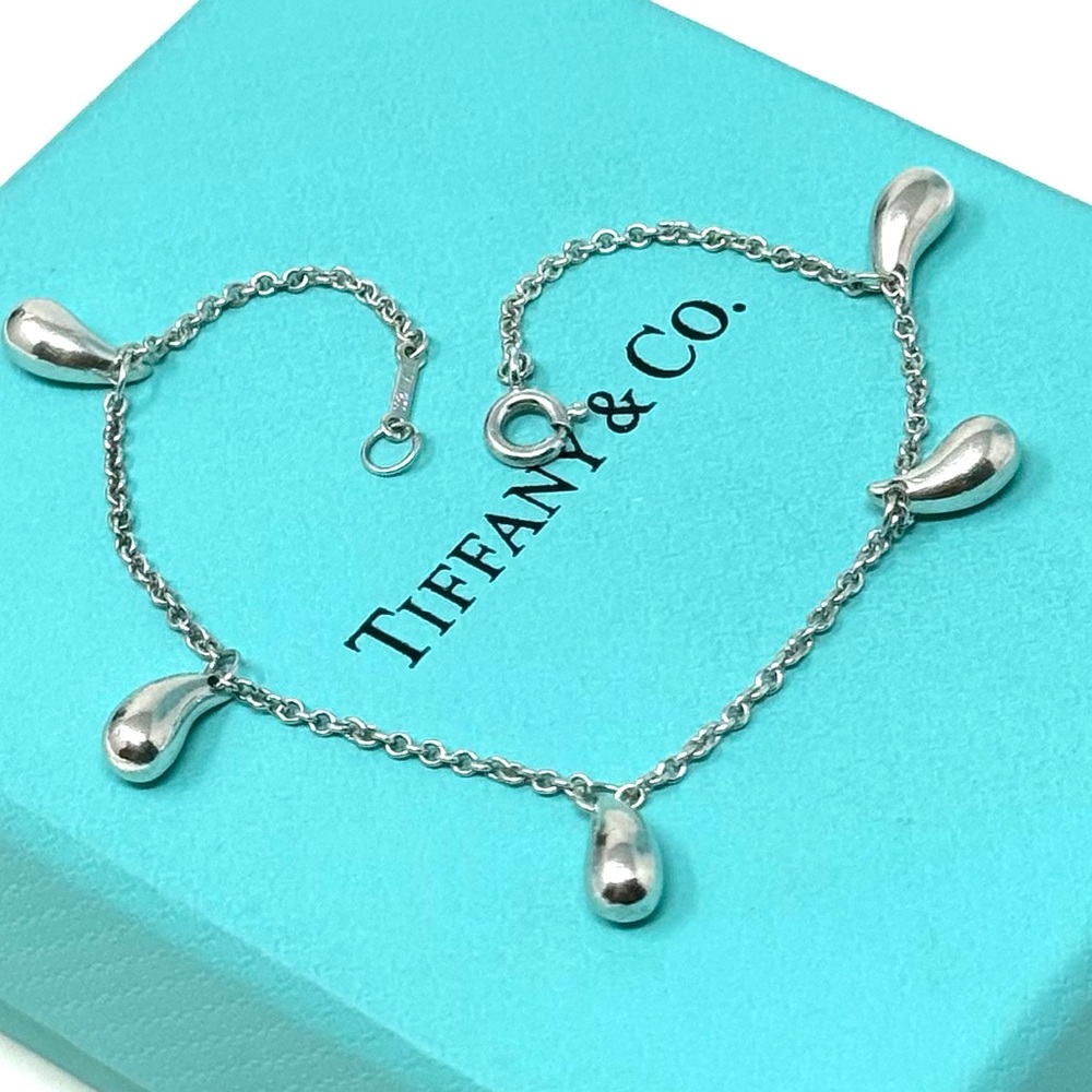Authentic Tiffany  & CO. Elsa Peretti 5 Teardrop Bracelet.